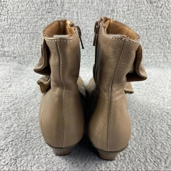 Eric michael soho Booties Tan Ankle Boots Shoes Spain leather‎ Womens 5.5 ZIP - Picture 6 of 15